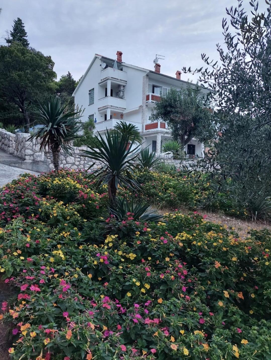 Milijana Apartments Rab Раб Екстериор снимка